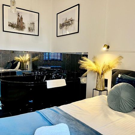 Krakow Old Town Apartment Jacuzzi - Wymeldowanie Do 13 Exterior foto