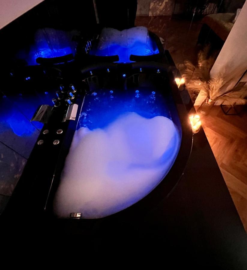 Krakow Old Town Apartment Jacuzzi - Wymeldowanie Do 13 Exterior foto