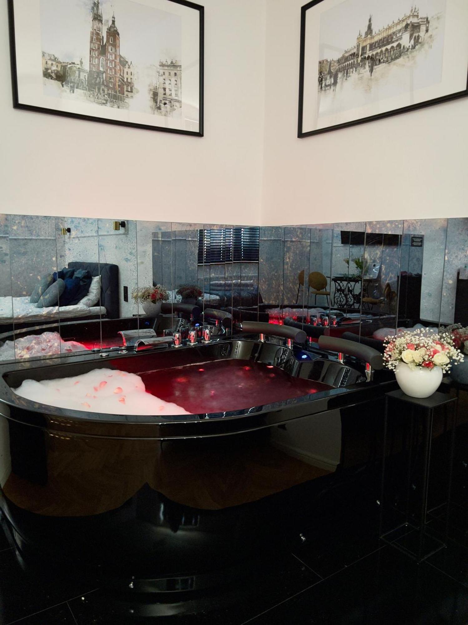 Krakow Old Town Apartment Jacuzzi - Wymeldowanie Do 13 Exterior foto